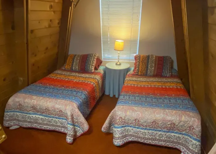 Rustic 3 - Two Bedroom Holiday home